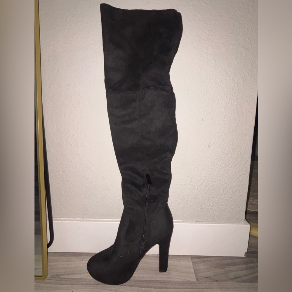 Black Over-the-Knee Women's Boots